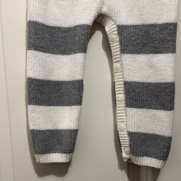 Janie and Jack Gray and White Striped Footie - Picture 5 of 15
